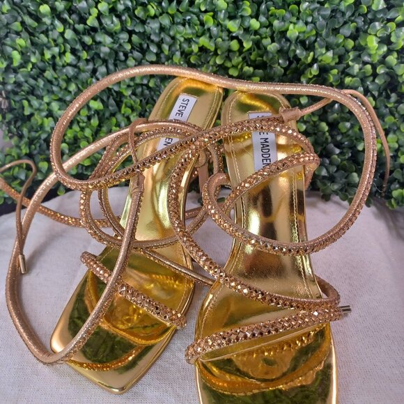 Steve Madden Gold Wrap Around Heels - Picture 5 of 5